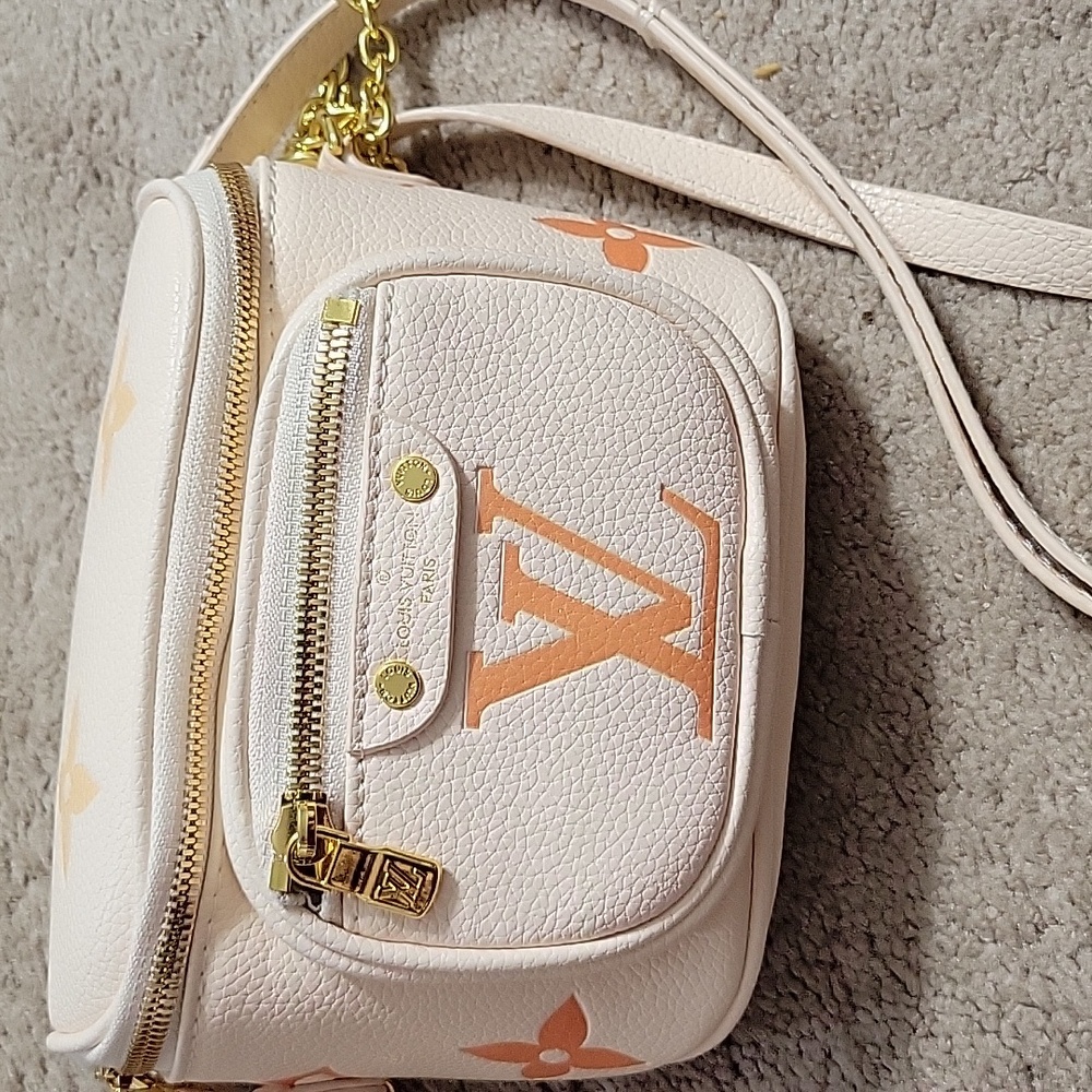 Fashion  Crossbody Bag in Cream and Orange - Picture 10 of 10